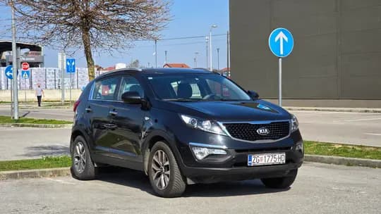 Kia Sportage 1.6 GDI - tempomat, parking kamera, dvozonska klima