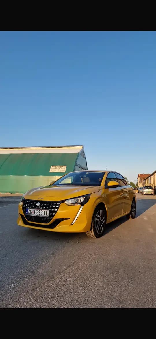 Peugeot 208