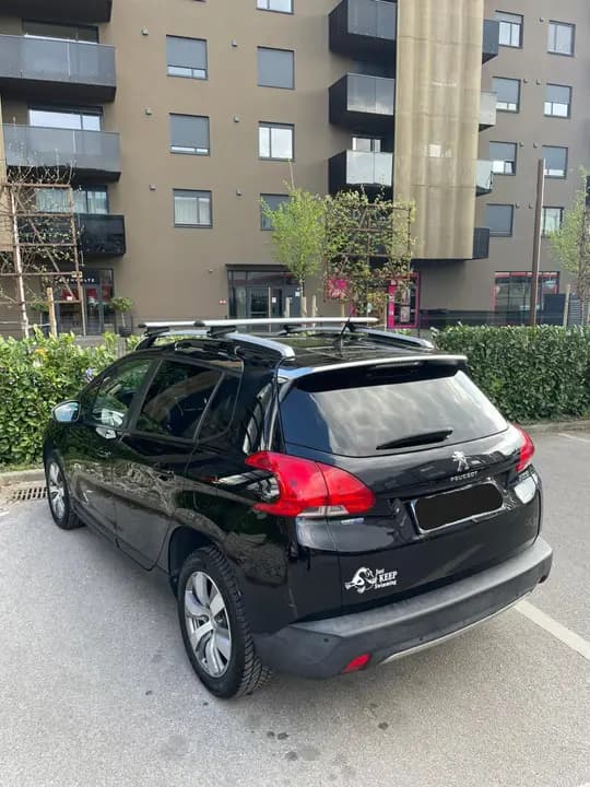 Peugeot 2008 1,6 Style  Nove zimske gume, reg do 2/27