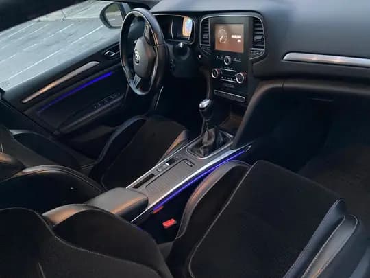 Renault Megane 4,  reg. do 5/2027