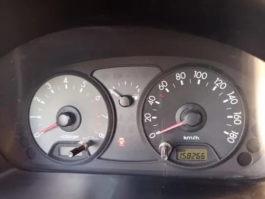 Kia Picanto 2005. god, garažiran, registriran do 01/2027