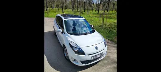 Renault Grand Scenic 1.9 dci