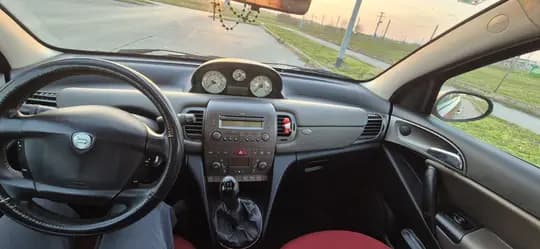 Lancia Ypsilon 1,3 jtd