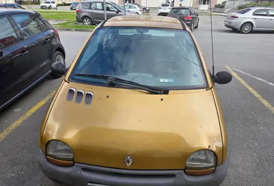 Prodajem Twingo povoljno
