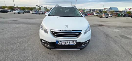 Peugeot 2008 1.6 STYLE blueHDI, registriran godinu dana