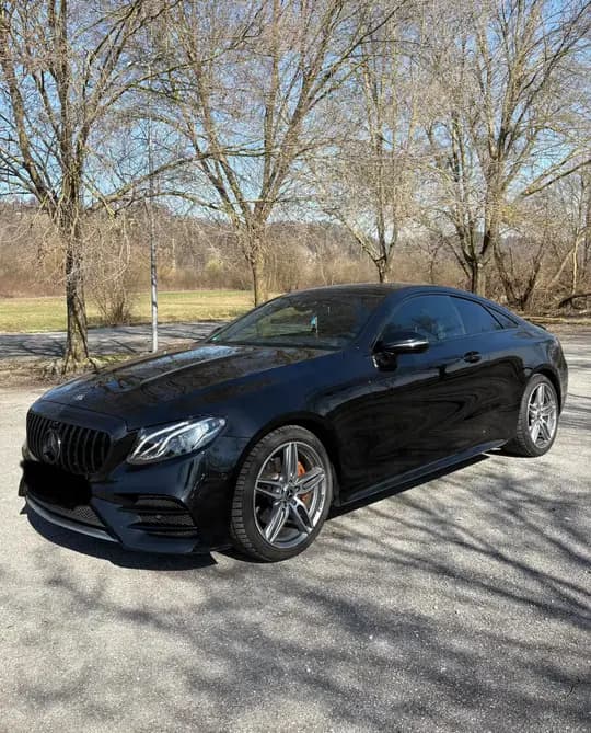 Mercedes-Benz E-klasa Coupe 220d AMG