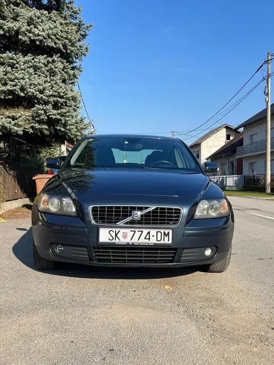 VOLVO S40, 1,8 i
