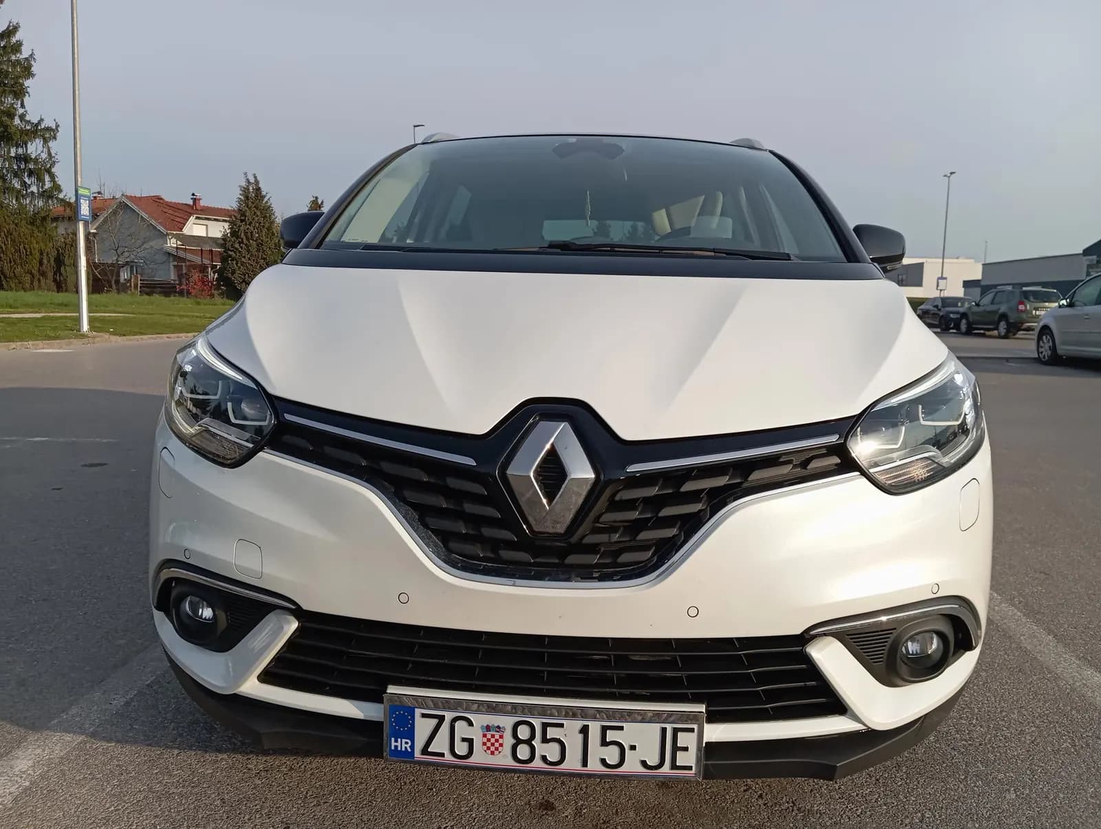 Renault Grand Scenic dCi 160 BOSE, automatik EDC 6 brzina, 7 sjedala, reg 3/27