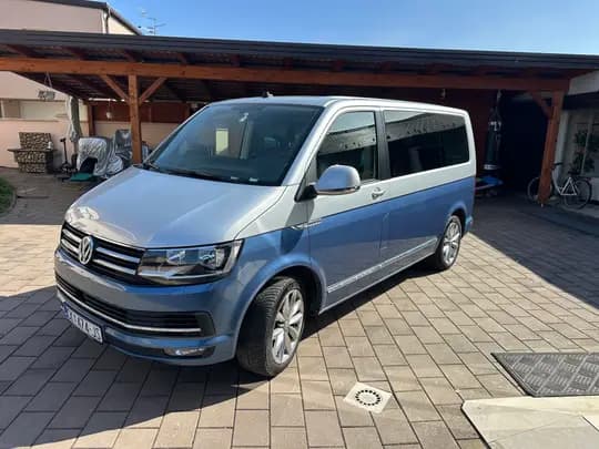 Volkswagen Multivan 2017. god, automatik, 7 sjedala, kuka za vuču