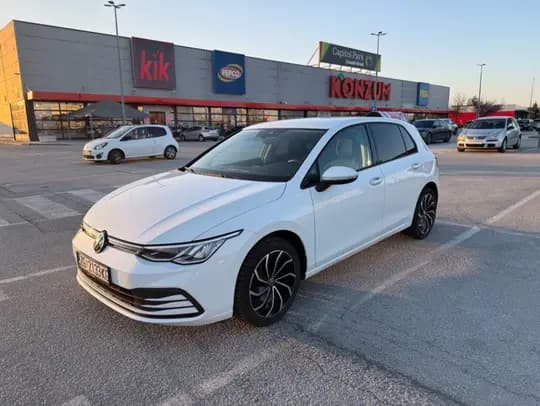 VW Golf 8 1,5 TSI 