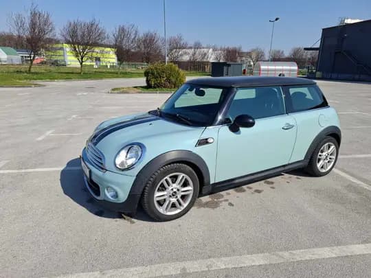 Mini One 1.6 D (R56) – 2012 – odličan, održavan, spreman za vožnju