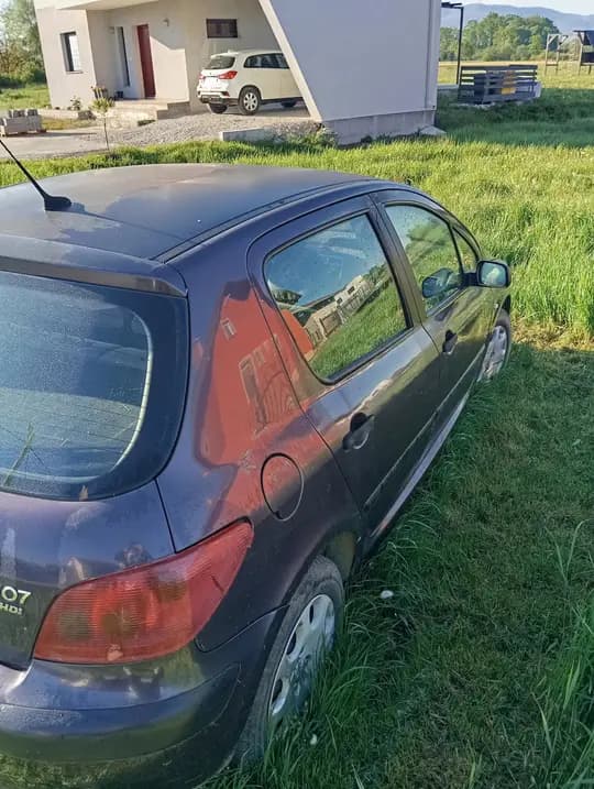 Peugeot 307 2003. god diesel, ručna klima, za dijelove
