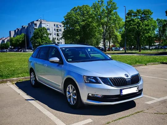 Škoda Octavia 1.5 TSI, G-TEC, CNG Tvornički plin, DSG, Top oprema, Reg. 4/2027, Odlična!