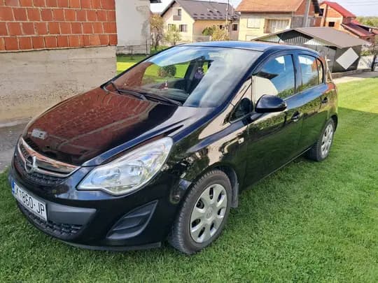 prodajem Opel Corsu