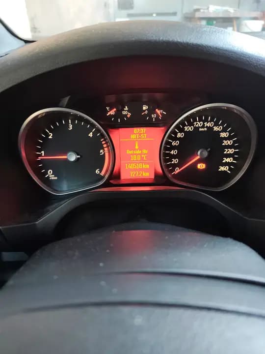 Prodajem Ford S max