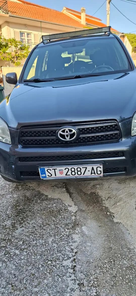 Toyota Rav 4