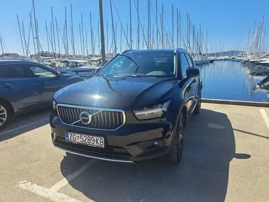 XC40 B3 CORE AUTOMATIC REG 11.2026
