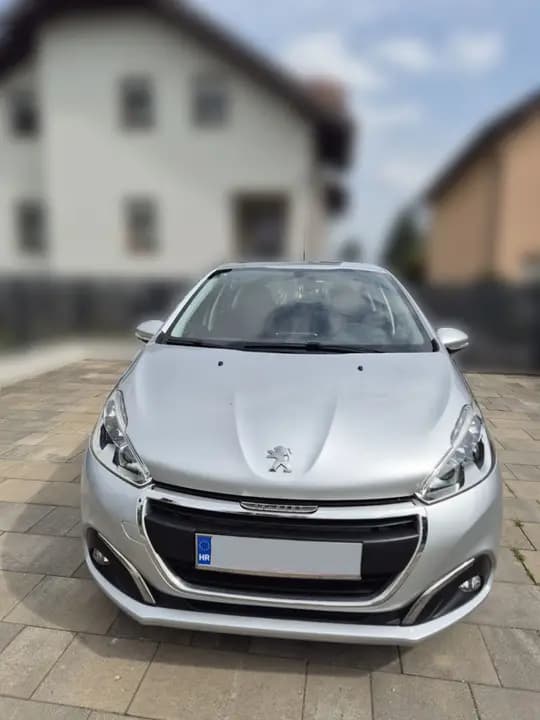 Peugeot 208 1,6 BlueHDi - prvi vlasnik, 86200 km