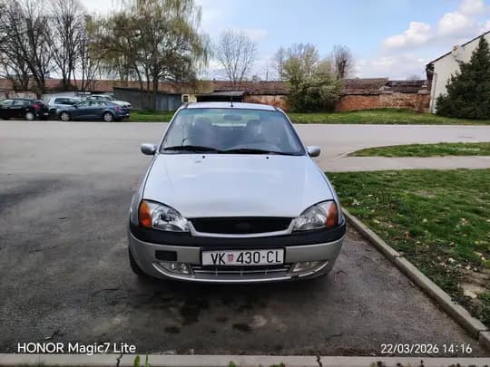 Prodajem Ford Fiesta 1,2   16 ventila, benzinac Registriran do 12. mjeseca2026.