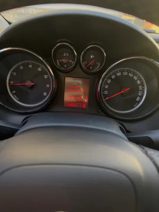 Prodajem Opel Astru 1.4 turbo