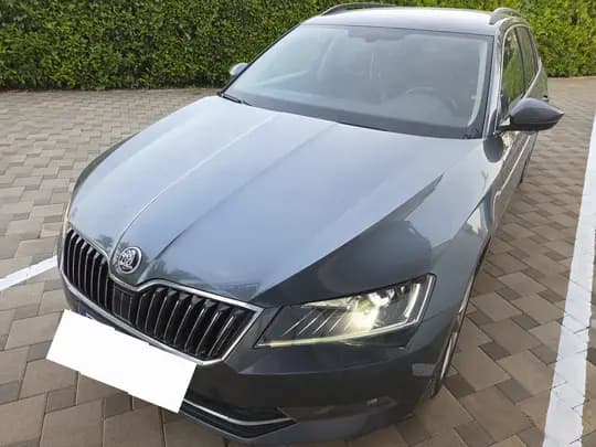 Škoda Superb Combi 2.0 TDI DSG