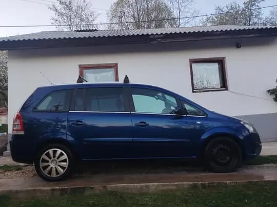 Opel Zafira 