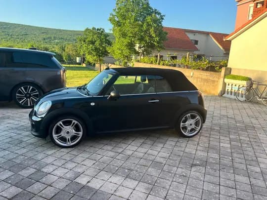 Mini Cabrio  Benzin Model 2012 Top