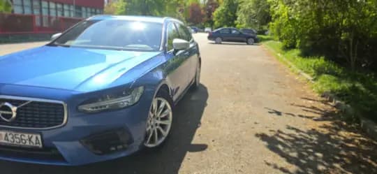 Volvo V90 D4 R-Design, 140 KW/190 KS, 2018., 131.233 km