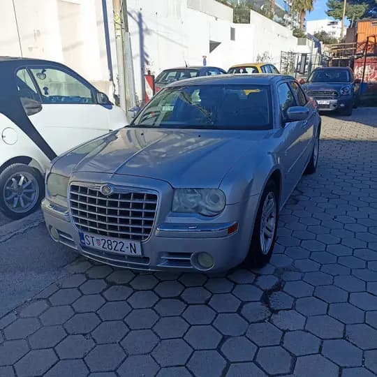 Chrysler 300C CRD 2007. god.
