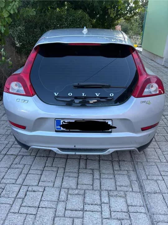 Volvo C30 2011. god, automatska klima, kožna sjedala, alu naplatci