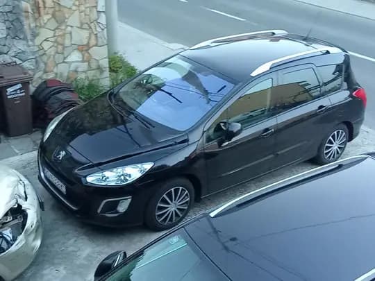 Peugeot 308 sw AUTOMATIK odličan 2013 god 