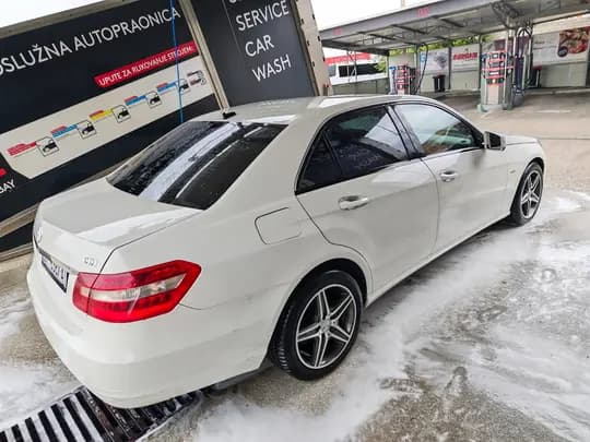 Mercedes-Benz E-klasa 250 CDI ELEGANCE*AUTOMATIC*REG.05.MJ.2027.GOD*