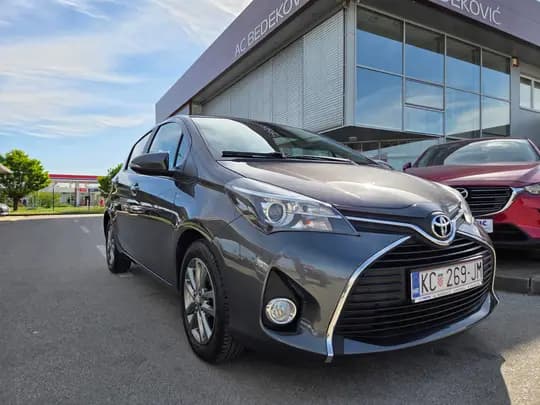 Toyota Yaris 1,4 D-4D EDITION S KAMERA ALU SERVISNA TOP REG.12/2026