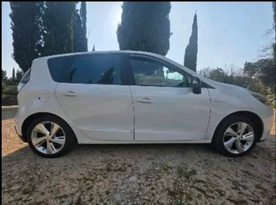 Prodaje se Renault Scenic 1.5 dCi dynamique 
