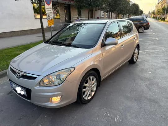 Hundayi i 30 1.4 gls LPG reg2.27 1600€