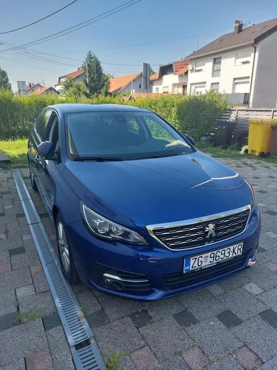 Peugeot 308 SW 2019. god, automatska klima, kuka za vuču