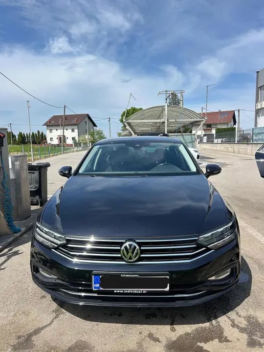 Prodajem PASSATA 1.6 TDI DSG