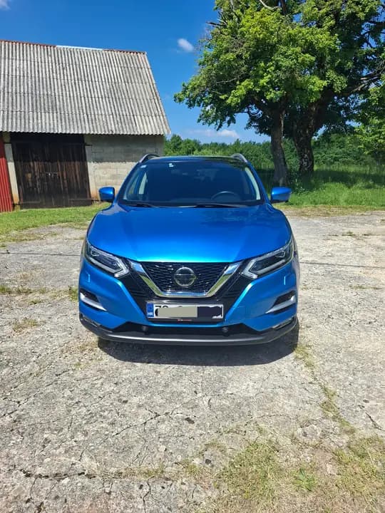 Nissan Qashqai 1.6 DIG-T Tekkna