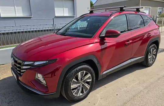 Hyundai Tucson 1,6T samo 28500 km, PRILIKA