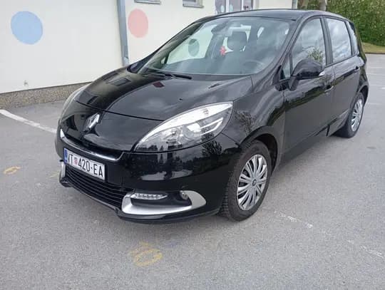 Prodajem scenic 1.5 dci , 81 kw, 2013g, 236000 km, reg 4/27 odličan