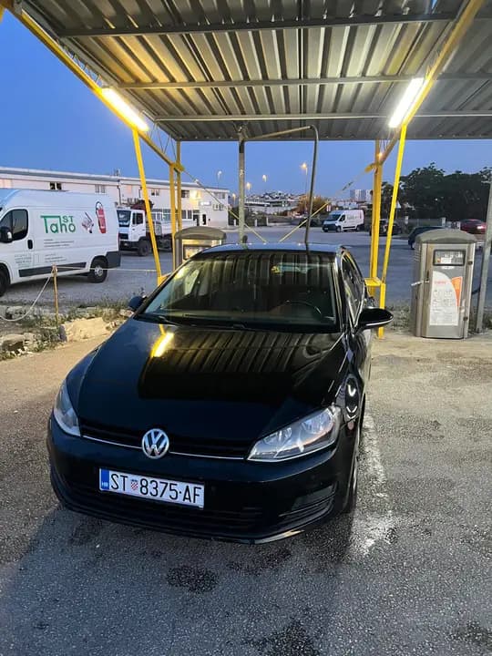 VW Golf 7  1.6 TDI 