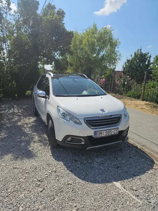 Peugeot 2008 1.6 Allure 
