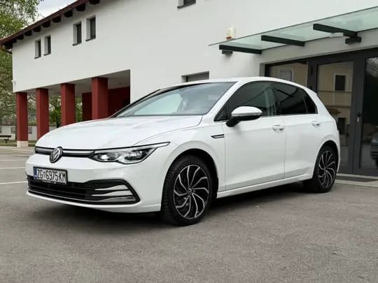 GOLF 8 2.0TDI DSG STYLE REG. GODINU DANA