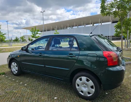 Toyota Corolla 1.6 VVT-i, 2002.