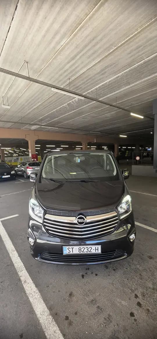Prilika! Opel Vivaro 1.6 biturbo