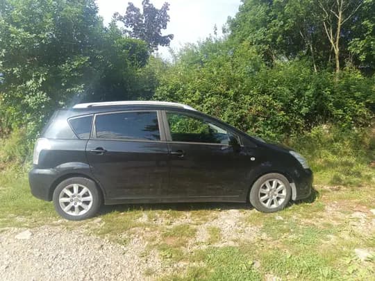 TOYOTA VERSO