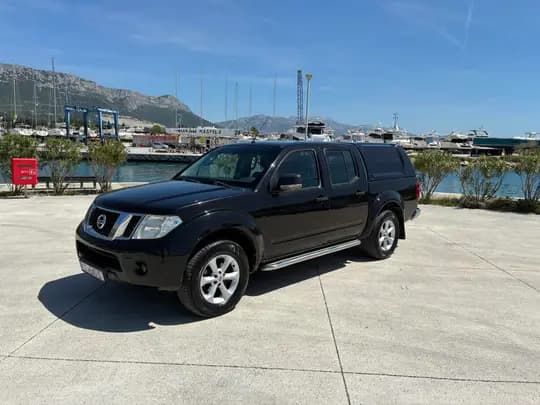 Nissan Navara D40 2.5 140kw 2011g.