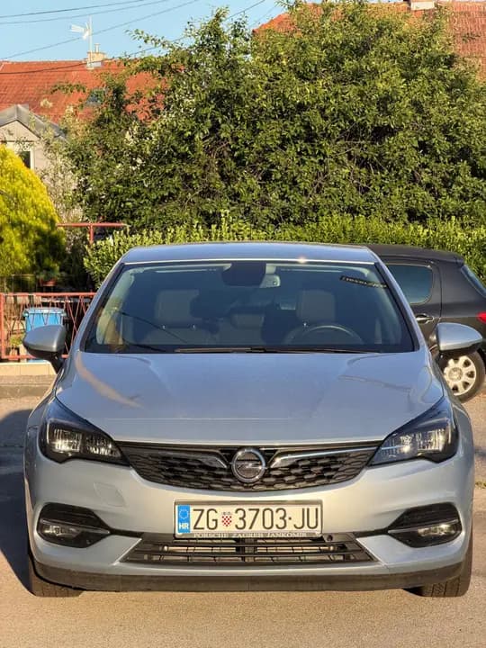 Opel Astra - samo 46.000km