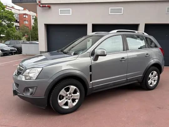 Opel Antara, kupljena u HR., samo 79ooo kilometara, servisna, NOVO!