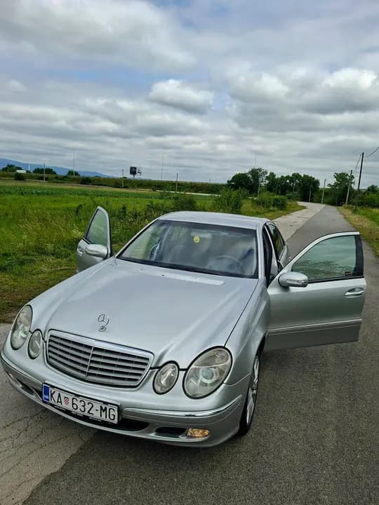 MERCEDES E KLASA